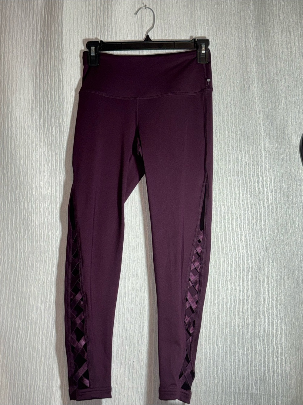 Zella Plum High-Rise Leggings with Lattice Side Detail